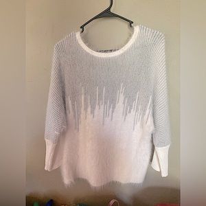 Jennifer Lopez - Shimmery/Sparkly Sweater! Size Large.  Perfect Holiday Sweater!